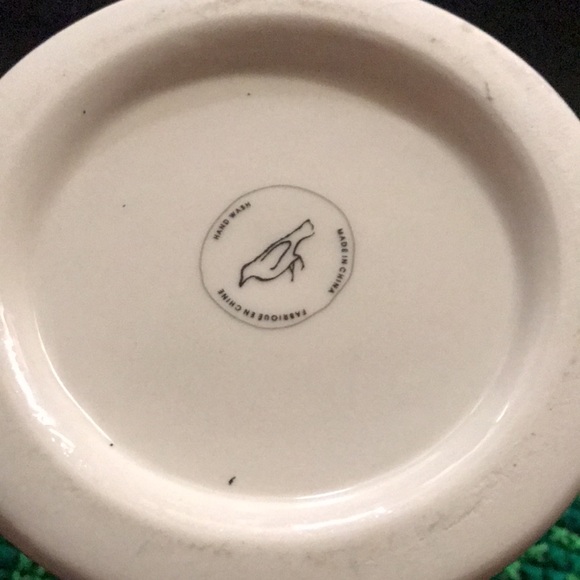 Anthropologie monogrammed gold trim mug - Picture 6 of 16